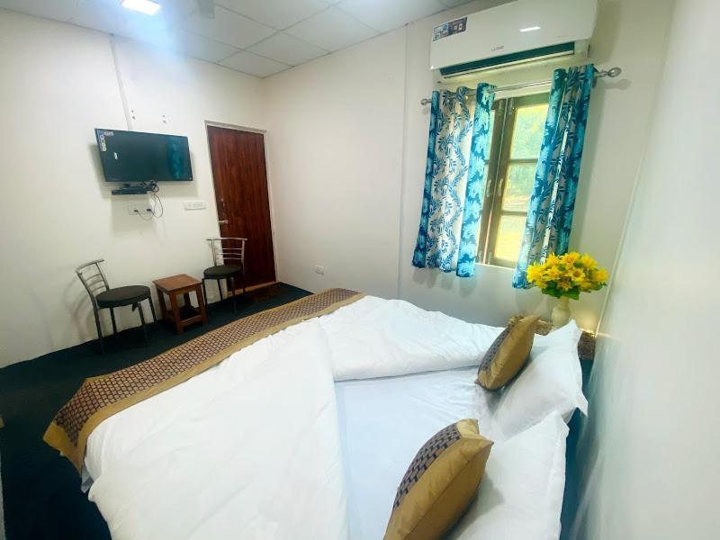 Hotel Lushy Days Boom Camp Tanakpur Esterno foto